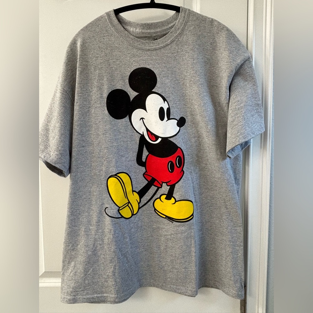 DISNEY MICKEY MOUSE Gray T-Shirt Size XL